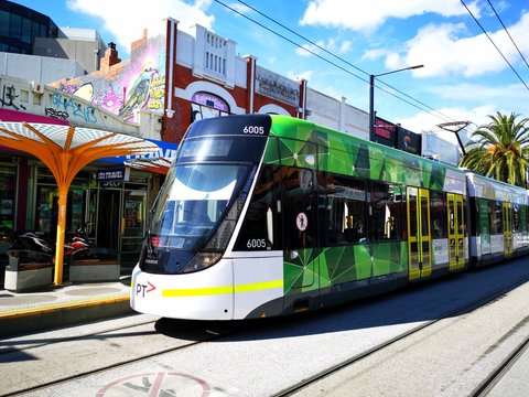 Another 100 trams to be built in Melbourne - The Bull